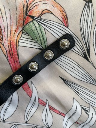 Collar gargantilla negro con cadena