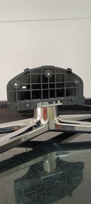 Peana TV Samsung UE32C6530UW