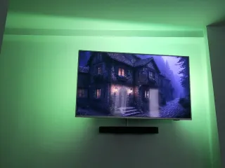 Televisor Philips 55PUS7304/12 Ambilight