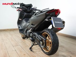 YAMAHA T-MAX 560 TECH MAX