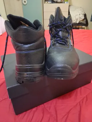 Botas de trabajo negras