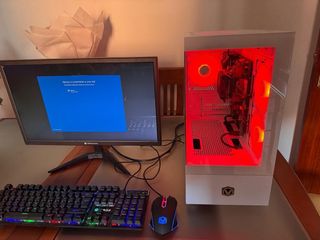 PC Gaming Vibox con RGB