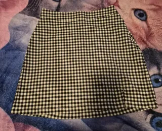 Falda cuadros blanco y negro