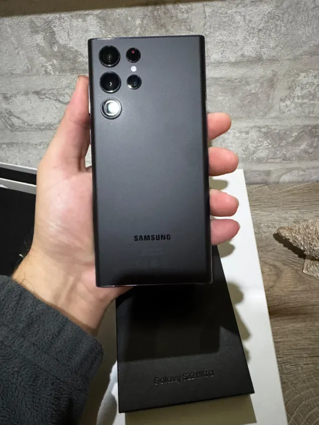 Samsung Galaxy S22 Ultra 8+128GB