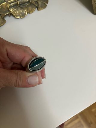 Anello donna con pietre marrone e rosa la pietra