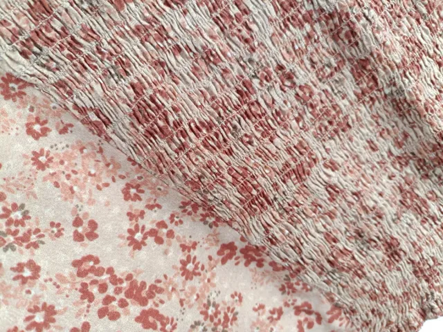 Blusa de flores beige y roja talla S