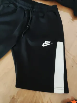 Conjunto deportivo  niño negro/blanco