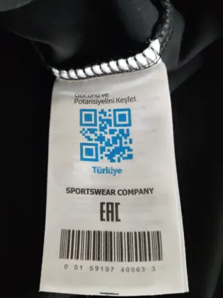 Conjunto deportivo  niño negro/blanco