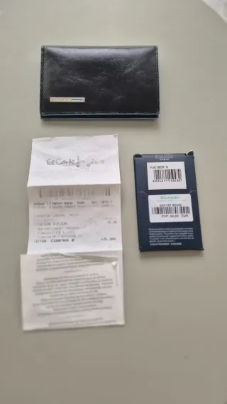 Cartera Piquadro sin usar. Envío certificado.