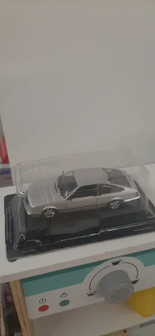 Coche a escala 1/43 opel monza