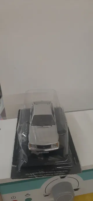 Coche a escala 1/43 opel monza