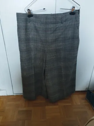 Pantalón Massimo Dutti  (a cuadros) Talla 44