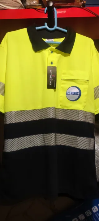 Camiseta XL de trabajo nueva