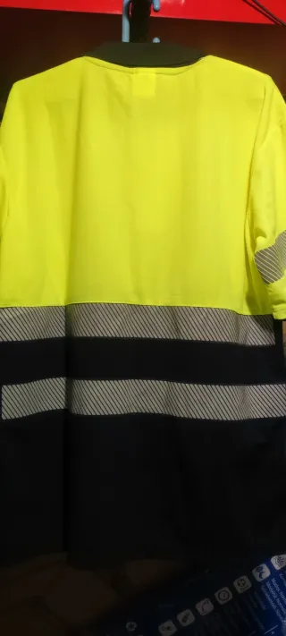 Camiseta XL de trabajo nueva
