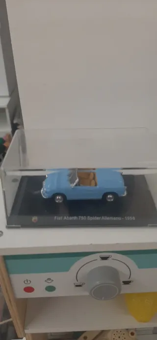 Coche a escala 1/43 Fiat Abarth