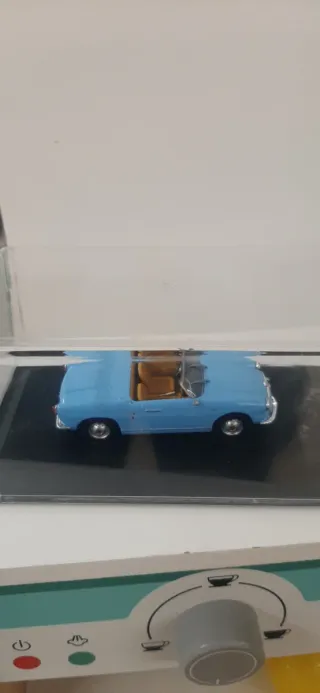 Coche a escala 1/43 Fiat Abarth