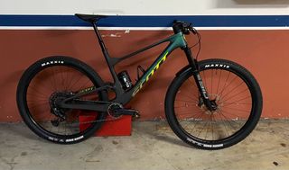 Bicicleta Scott Spark RC Team Issue GX AXS