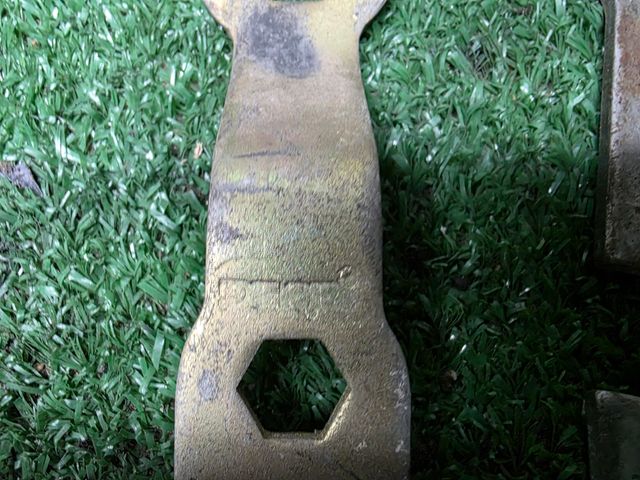 Herramienta multiusos vintage Derbi