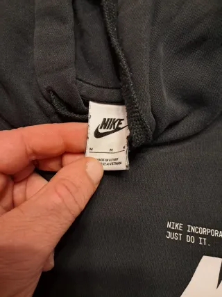 Felpa Nike nera con stampa