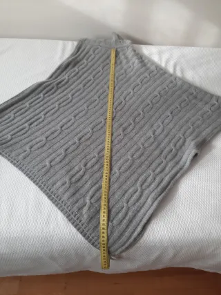 Jersey poncho tejido gris talla única