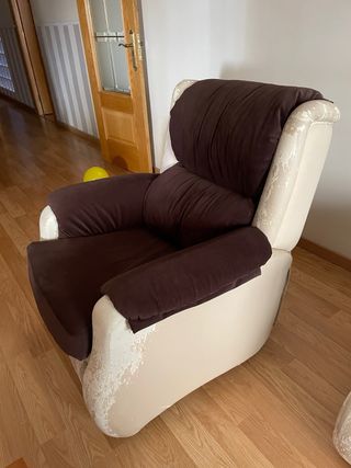 2 Sillones Mecedora Beige y Marrón