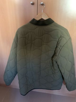 Chaqueta acolchada verde liner, talla M