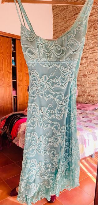 Vestido corto asimétrico verde azulado