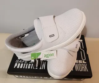 Zuecos Sanitarios Cerrados Kingsman Blancos