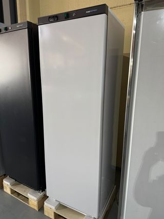 Nevera Expositora Blanca