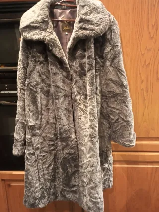 Abrigo de pelo gris Apolla