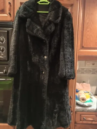 Abrigo negro elegante