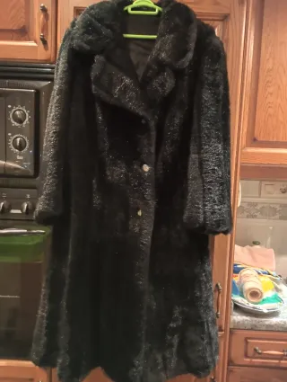 Abrigo negro elegante