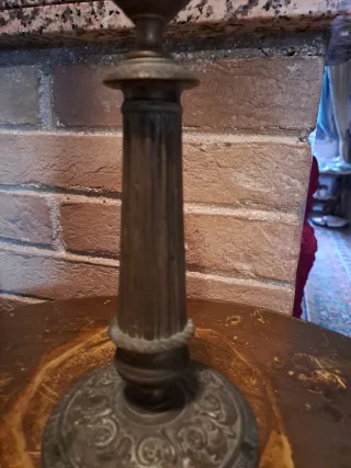 Candelabro antico in ottone