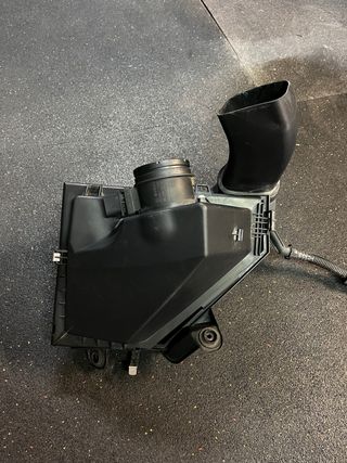 Caja Filtro BMW CON CAUDALÍMETRO Serie 1, Serie 3