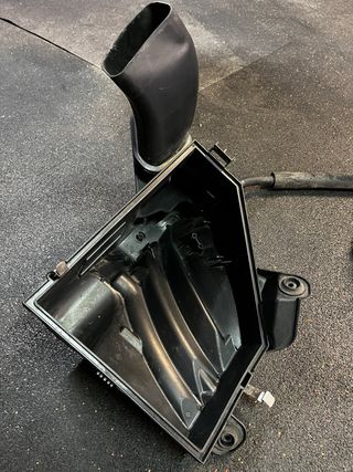 Caja Filtro BMW CON CAUDALÍMETRO Serie 1, Serie 3