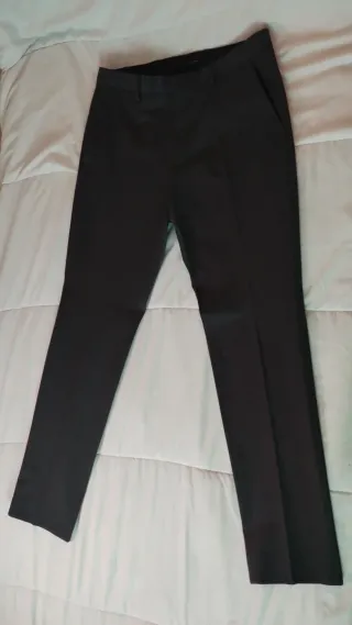 Traje Roy Robson Gris y Corbata Roja Calvin Klein