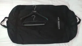 Traje Roy Robson Gris y Corbata Roja Calvin Klein