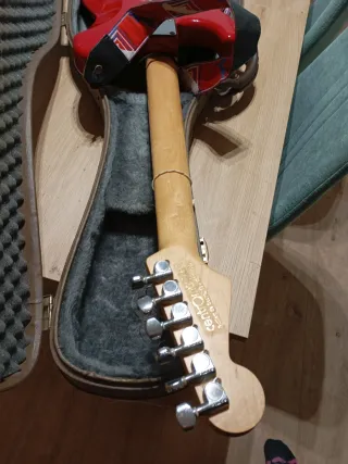 Guitarra Fender Stratocaster Japonesa