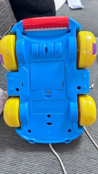 Coches de juguete con luces y sonidos