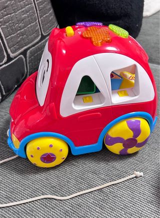 Coches de juguete con luces y sonidos