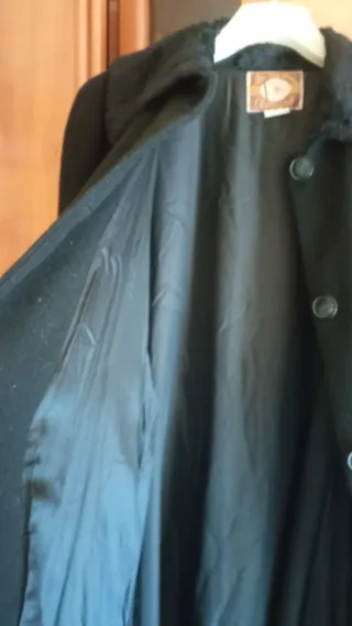 Abrigo negro largo talla XL