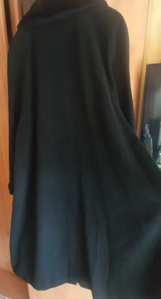 Abrigo negro largo talla XL