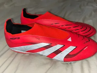 Botas de fútbol Adidas Predator Rojas