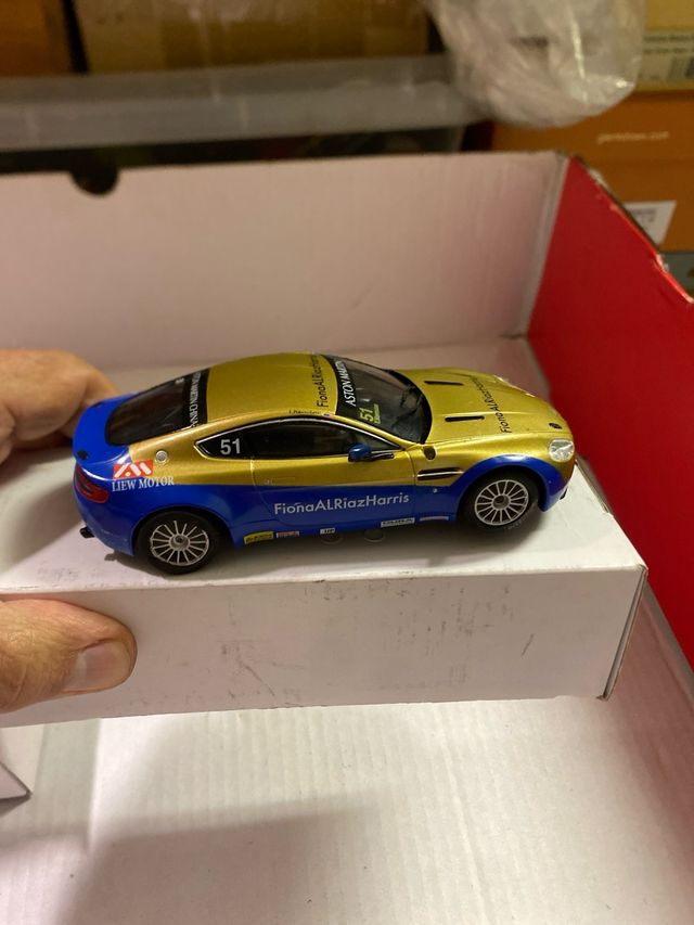 Lote 2 coches Scalextric Porsche con defectos