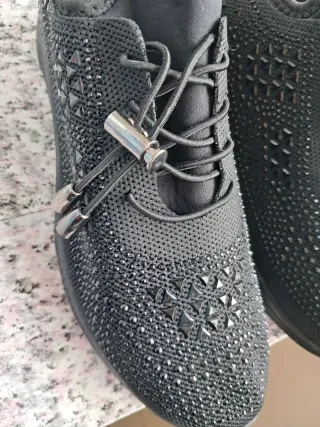 Scarpe donna Renda nere taglia 40