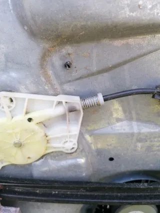 Alza cristales Golf Mk4 2 puertas, der, izquierda