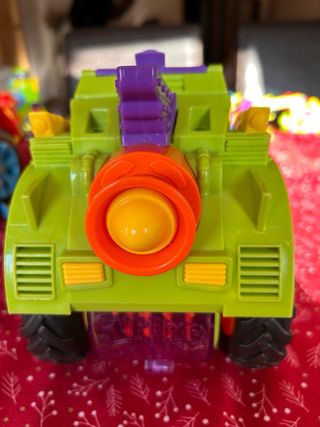 Coche Superzings Monster Roll