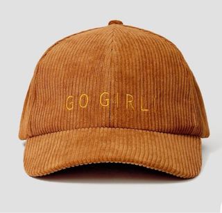 Gorra pana Stradivarius GO GIRL
