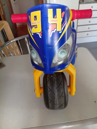 Moto Molto 3000 para niño