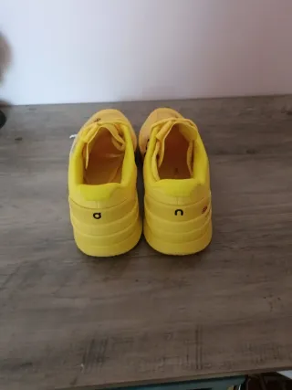 Zapatillas On Running Roger Pro 2 Amarillas